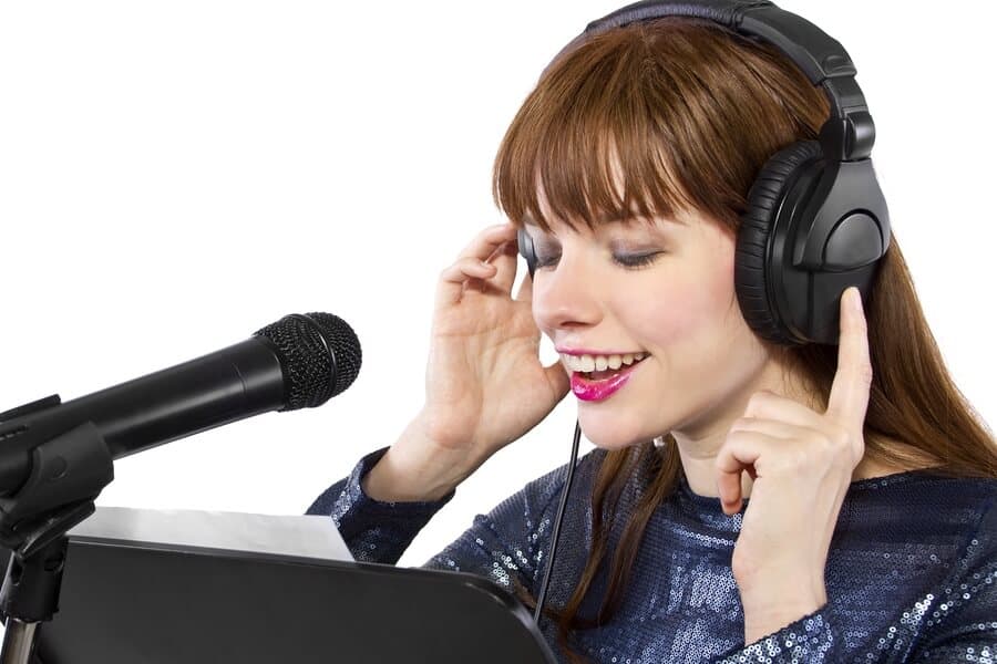 Homebased voiceover work for moms-business Ideas for Women